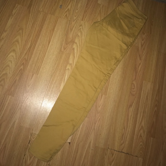 Mustard Express Jeans - Picture 2 of 4